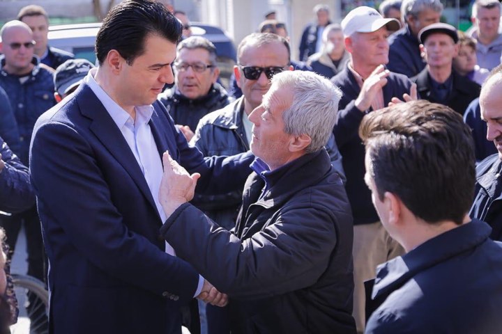 FOTO/ “Isha sëmurë, por ndenja kur më thanë është Basha!”