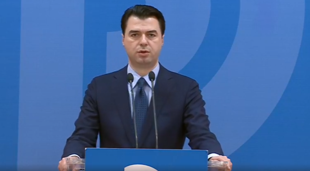 VIDEO/PD vendos zyrtarisht djegien e mandateve, Basha liston arsyet