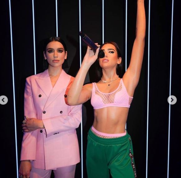 FOTO/Më në fund Dua Lipa takon binjaken e saj në Londër