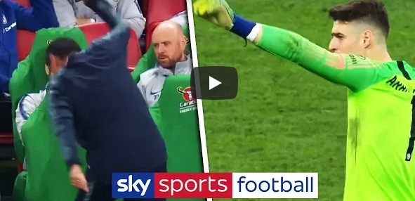 VIDEO/Për të mos u humbur, portieri refuzon urdhërat e tij, trajneri i Chelsea humb durimin