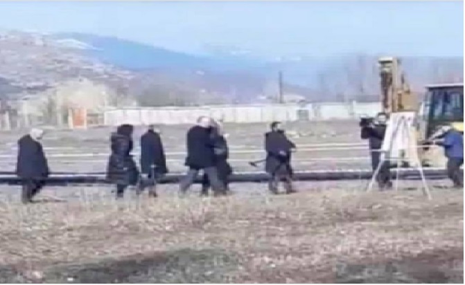 FOTO/ “Edi Rama dështoi me takimin në Ersekë”