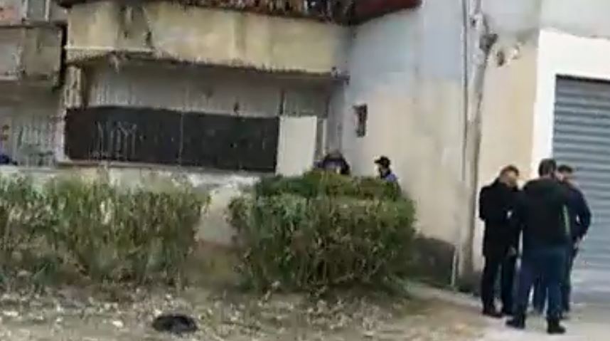 EMRAT/Krimi në familje, burri i dënuar më parë për dhunë