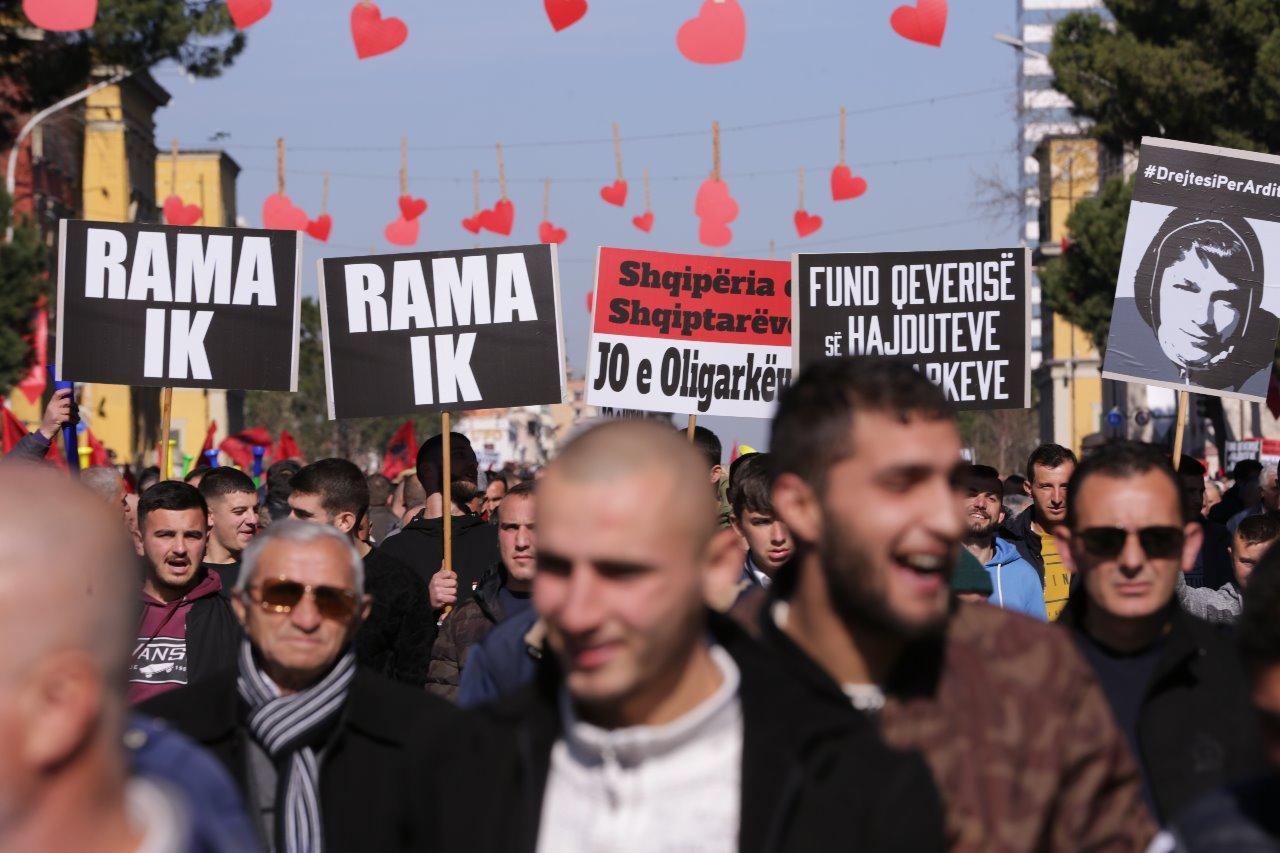 Ish-ministri pas protestës: Vendit i duhet një datë zgjedhjesh, Rama të rrijë nëse është i bindur që fiton