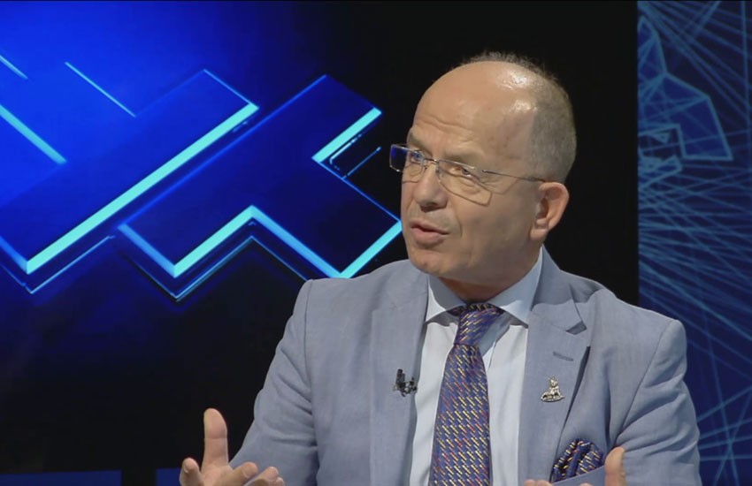 “Do futesh në parlament për rrogën?” Sazan Guri: Me flori të ma shtrojnë rrugën…