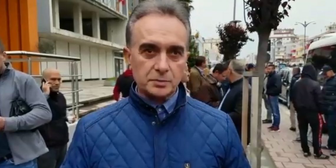 Nisen qytetarët drejt Tiranës, Baçi: Rama t’i thërrasë mendjes nga protesta të tilla