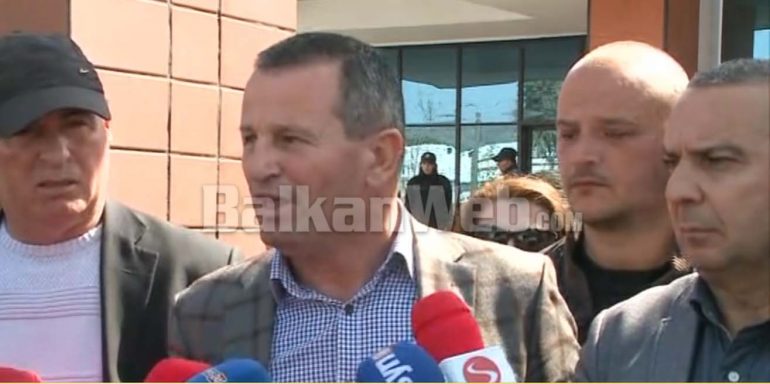 “Do përshkallëzojmë protestën, bllokim 24 orë të rrugës”/ Paralajmërimi i banorëve të “Astirit”