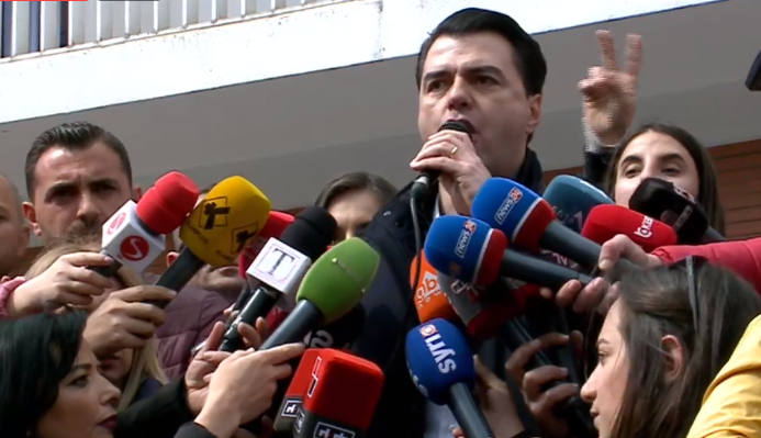 VIDEO/Basha mbyll protestën, premtimi i tij: Do ti kthej gabimet në mësime, zotohem para jush