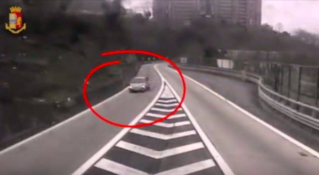 VIDEO/Shqiptari ngatërron rrugën në Itali, bën manovra të rrezikshme për të shpëtuar