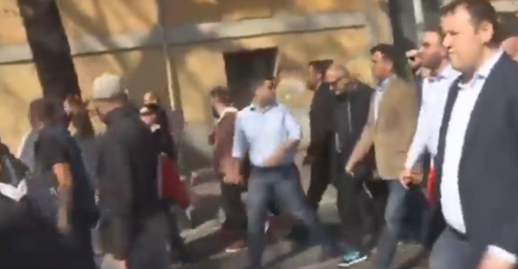 LIVE/Zhvendoset protesta, ja për ku po marshojnë qytetarët