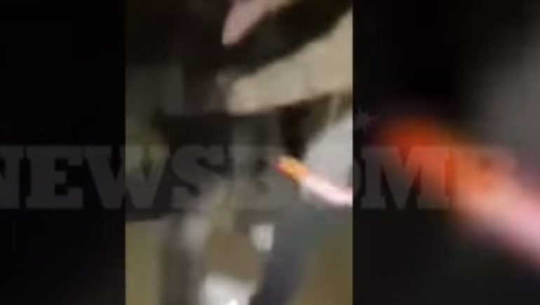 VIDEO/ E turpshme, tifozët grekë therin me thikë një femër