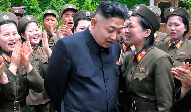 “Mos na shqyeni”/ Ngjashmëria e frikshme mes Ramës dhe Kim Jong Un, ja pamjet