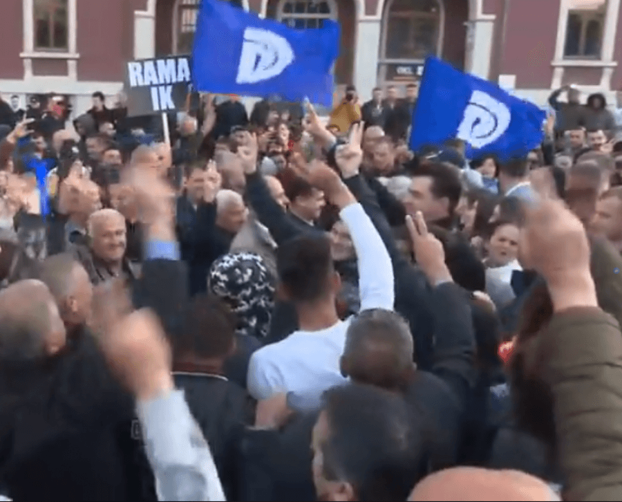 Basha: Shqiptarët duan demokraci, largimi i Ramës emergjencë