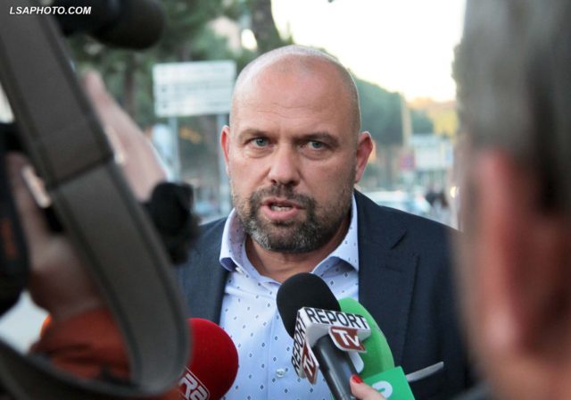 Ironia e Manjanit: Qeveria falenderon DASH se i konfirmoi qëllimin e saj, drogë dhe krim