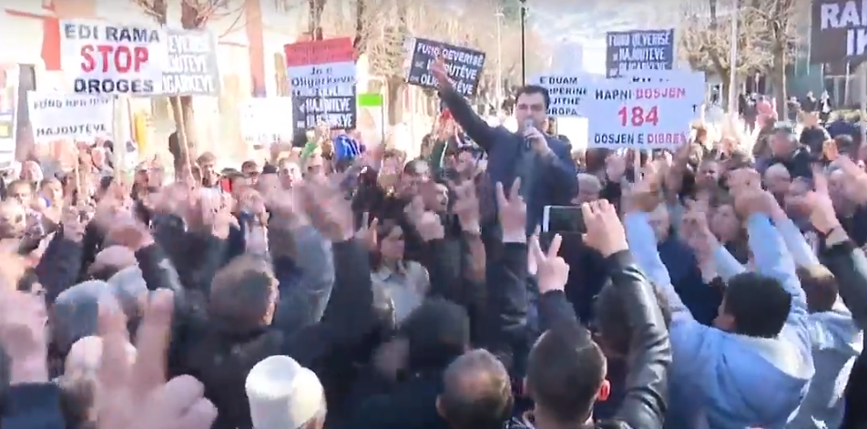 VIDEO/”Dibra është e vjedhur” Basha: Lexova vendosmërinë tuaj për të shprehur zemërimin