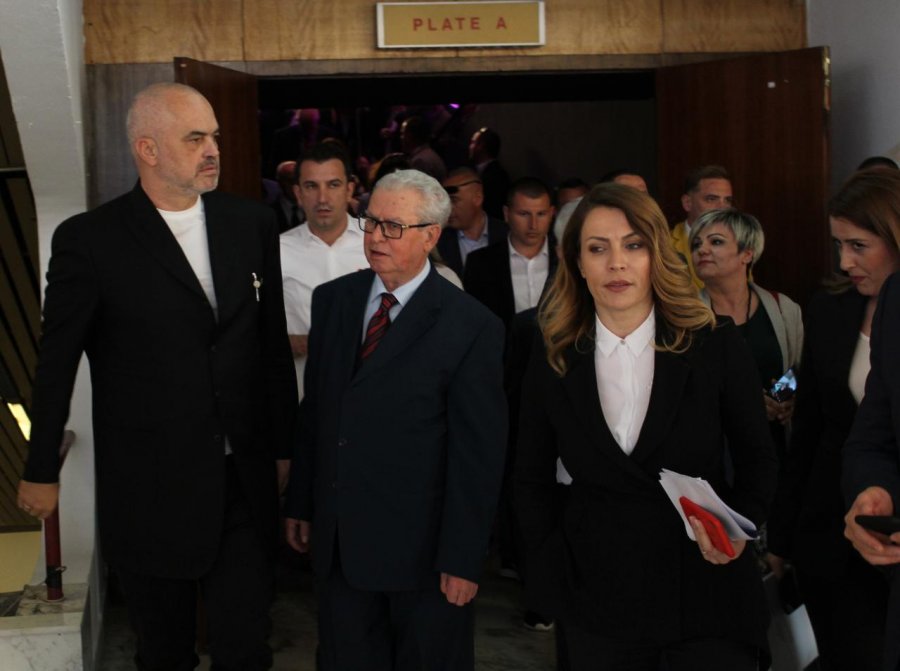Rama sherr me Gjylametin pas Kongresit! Jep dorëheqjen kryetarja e PS së Tiranës?