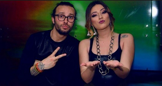 VIDEO/Eshtë ndarë me Ronelën? Zerka i paqartë në intervistat e fundit