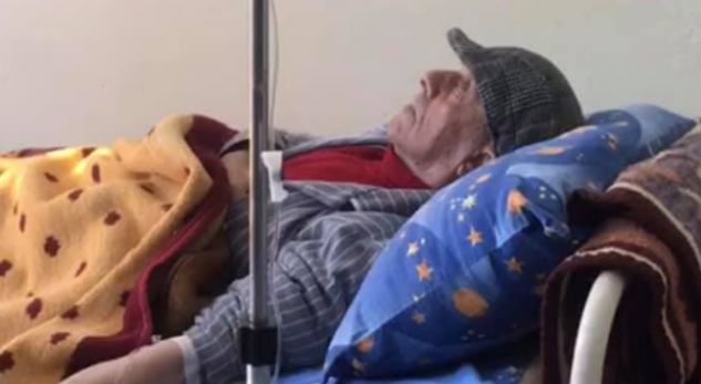 VIDEO/ “Shëndetësia falas e Ramës” Artisti i njohur dergjet në spital pa ndihmë