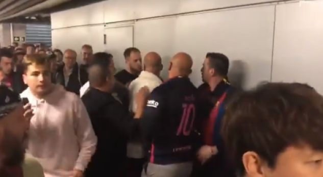 VIDEO/ ​Pas El Clasicos, tifozët e Real Madridit i sulmojnë dy tifozë të Barcelonës