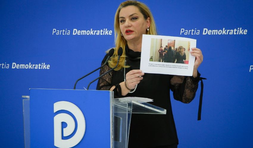 FOTO/”Rama i është sulur medias”, PD kërkesë institucioneve ndërkombëtare: Ndërhyni