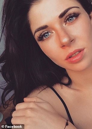 Loja e seksit shkoi keq për Annën 22 vjece