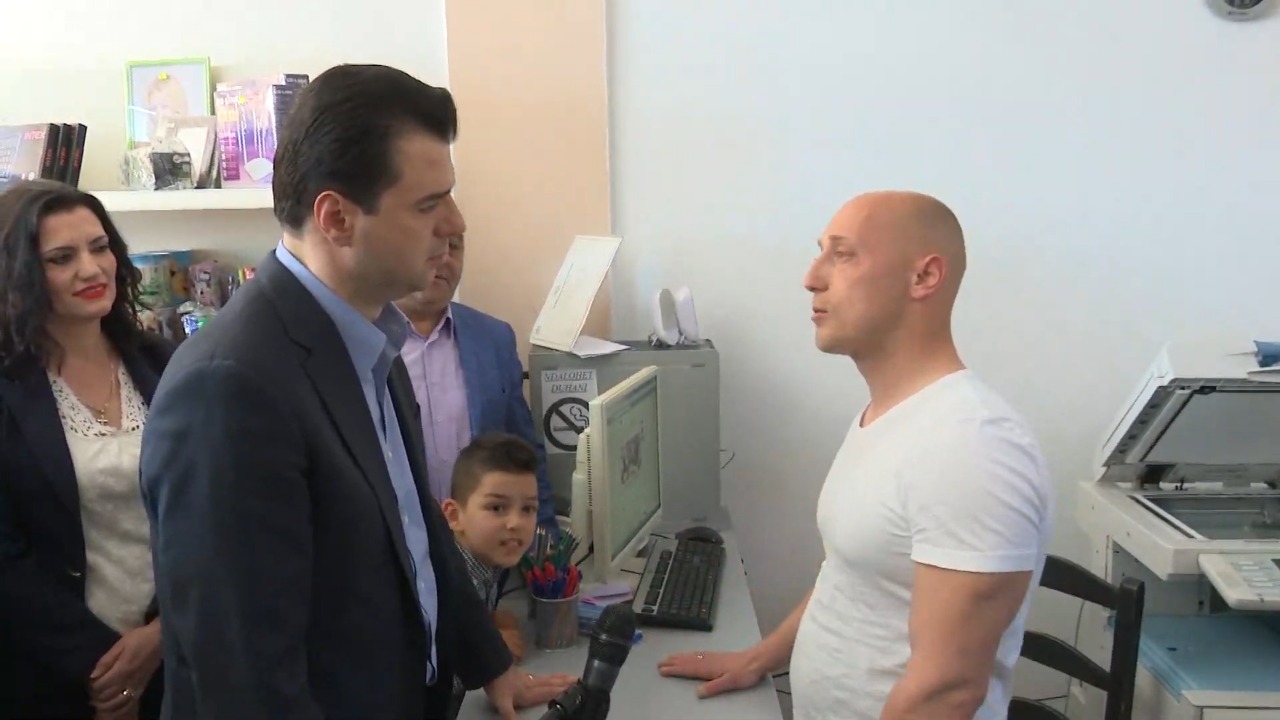 Basha, takime me qytetarë të Malësisë së Madhe: Rama ka rënë, jo më zgjedhje fasadë