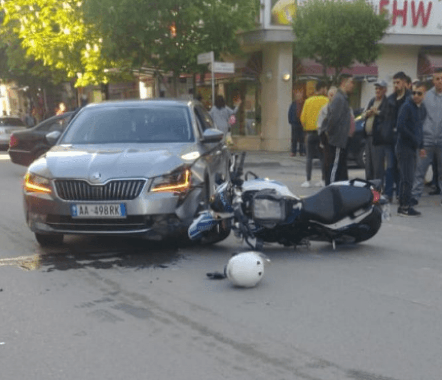 LAJMI I FUNDIT/ Aksidentohet me motor në krye të detyrës efektivi i policisë