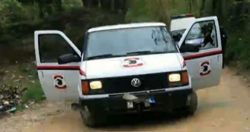 Gjendet një celular në furgonin e grabitjes në Rinas, ja kujt dyshohet se i përket