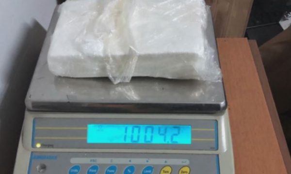 Kapet drogë me vlerë gjysmë milionë euro, pranga furnizuesit shqiptar