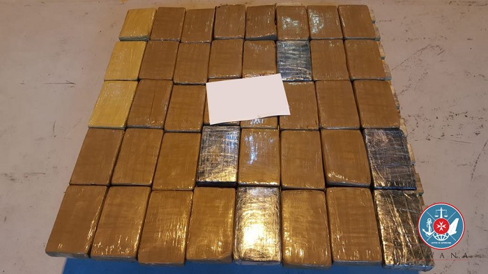 DETAJE/Kapen rreth 91 kg kokainë në Maltë, me destinacion Durrësin