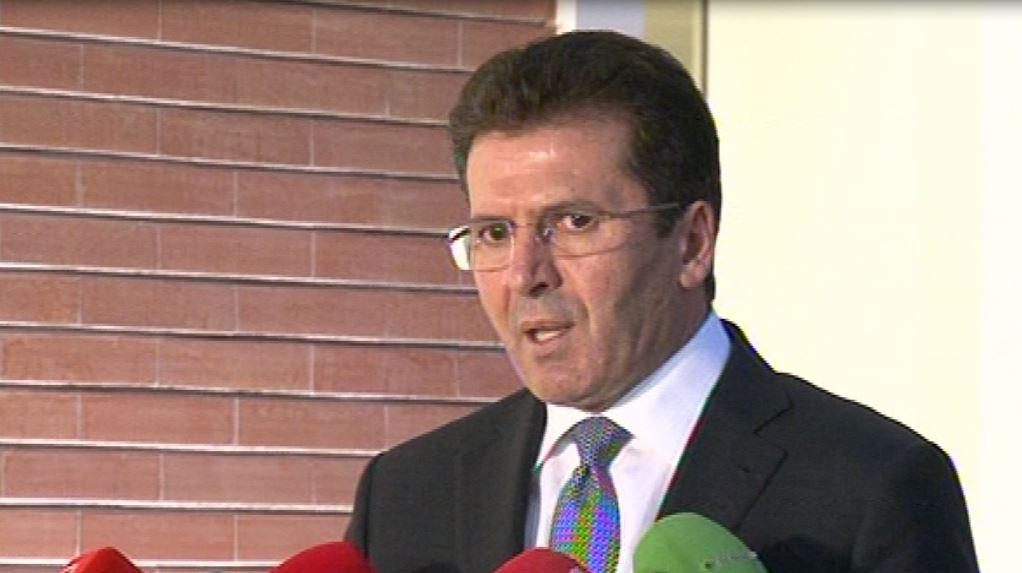 Basha takon aleatët, Mediu: Nuk e duam Ramën kryeministër!