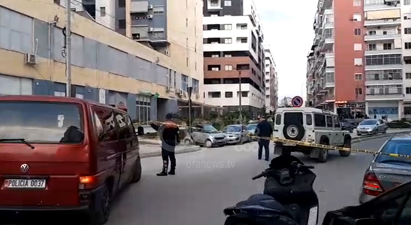 Pakoja e dyshimtë tek Unazë e Re, policia: Ndodheshin vetëm dy…