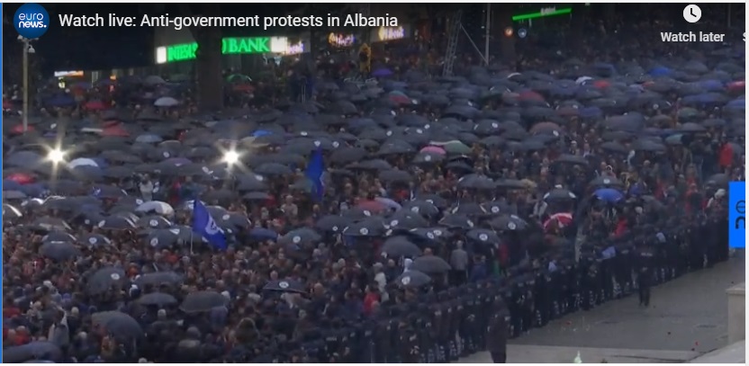 VIDEO/ EuroNews dhe Zëri i Amerikes, LIVE nga protesta madhështore në Tiranë