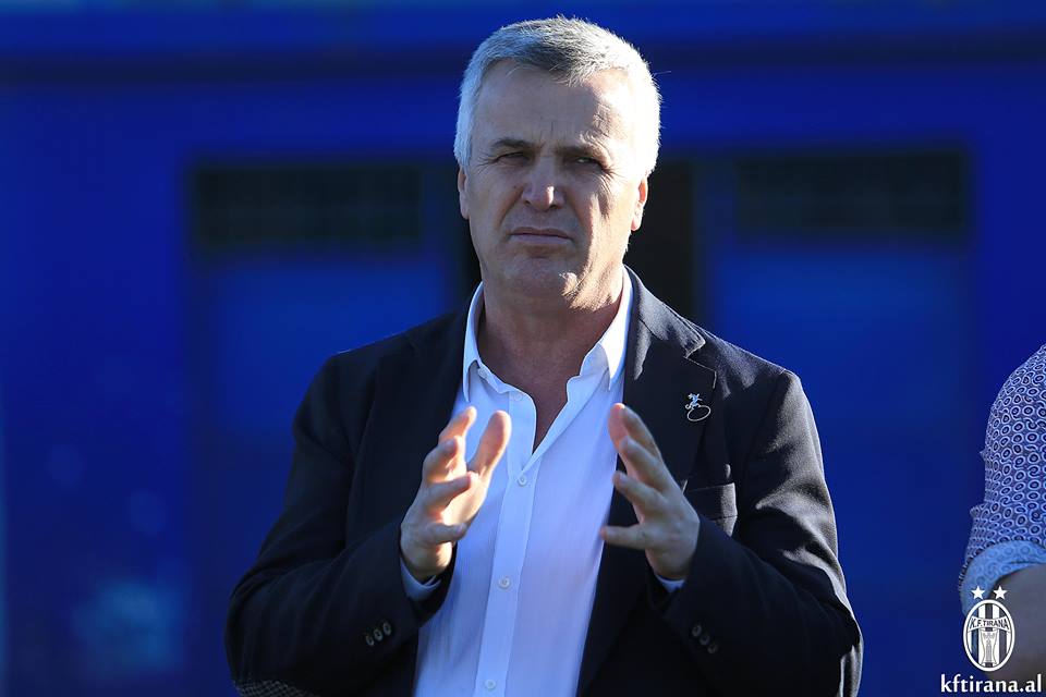 Skandal në futbollin shqiptar, presidenti i Laçit përfundon në polici, qëlloi Halilin