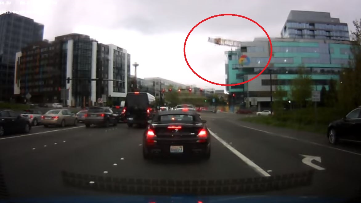 VIDEO/ Ky është momenti i rrëzimit të vinçit, ku vdiqën 4 persona