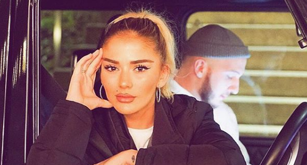 FOTO/Reperja shqiptare “zhvati” paratë e çiftit zviceran, ja sa vite burg rrezikon