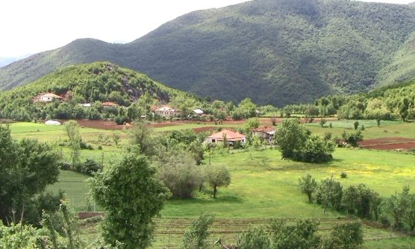 Në këtë zonë nuk njihet paraja, banorët kthehen pas në kohë: Këmbejmë mallrat për të mbijetuar