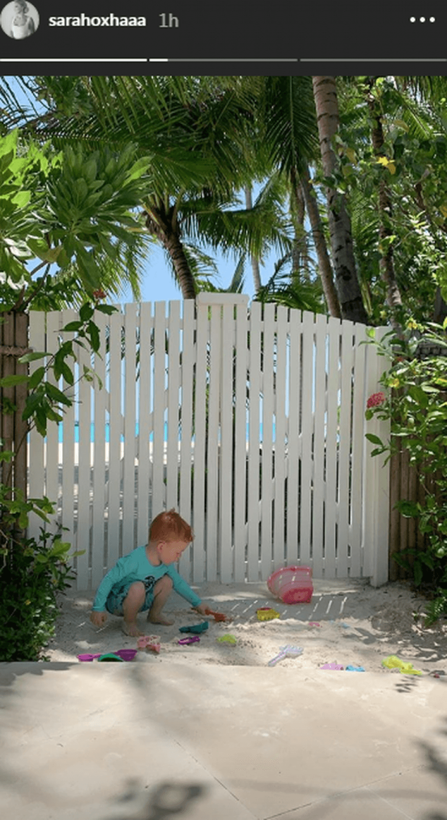 FOTO/Sara Hoxha e “teproi”, pushime në resortin super të shtrenjtë me familjen e saj