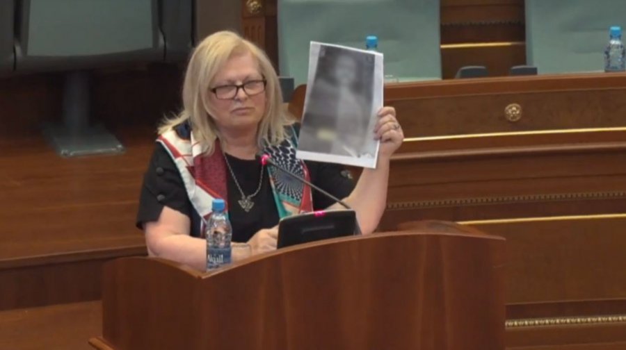 Pas publikimit të fotove të tmerrshme, deputetja nxjerr një tjetër: Kjo 7-vjeçare ka vdekur gjatë dhunimit