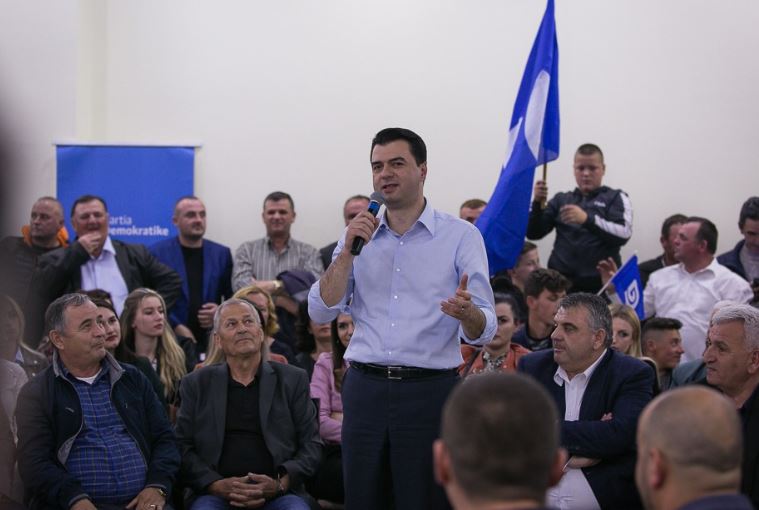 “Edhe një gjë ta keni fare të qartë…”, Basha deklaratë të fortë: Ne jemi ata që rrëzuam Enver Hoxhën…