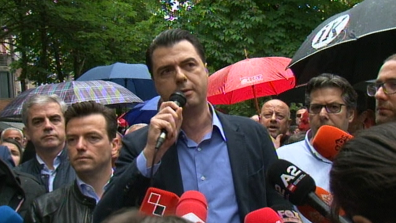 Basha te Drejtoria e Policisë: Shqiptarët nuk ndalen para dhunës, junta e Ramës i ka ditët e numëruara