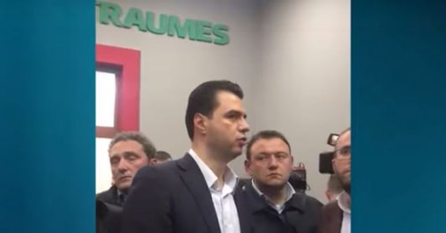 Basha viziton Dollapin: Ka marrë shumë dëmtime nga arrestimi i policisë