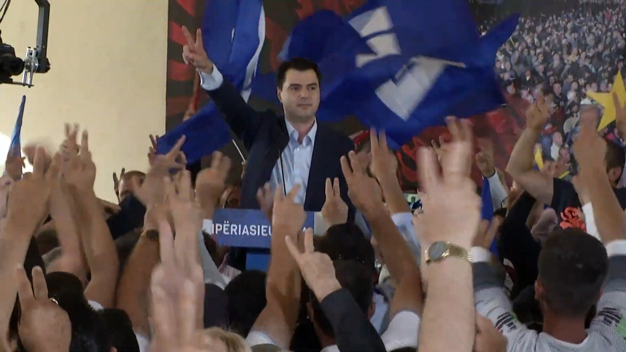 Basha nuk tërhiqet: Largimi i Ramës i hap rrugë zgjidhjes politike dhe integrimit në BE