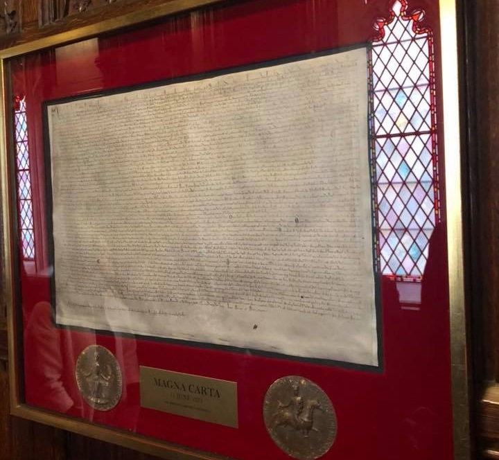 Basha publikon dokumentin 800-vjeçar: Dhunimi i të drejtave të njeriut shkak për përmbysjen e pushtetit