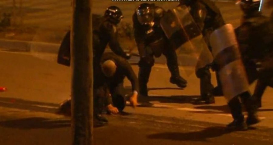 “Kapeni, mbyteni’, britmat e policisë që e detyruan Dollapin të vraponte, ishte një situatë e tmerrshme”