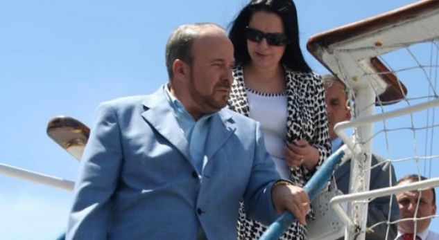 Ish- Presidenti rrëfehet për Fatos Nanon: Që në gjimnaz nuk i ndahej Xhoanës, ishte liberal deri në shthurje