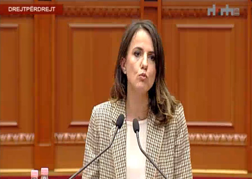 Rudina Hajdari bën për një lek Ramën: Bën tangon e Serbisë, ndihet më i frikësuar se kurrë nga partia e tij