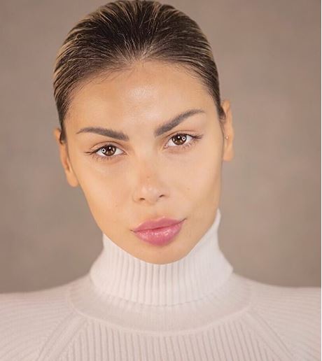 FOTO/Luana Vjollca paska “vënë mend”, i kthehet natyralitetit dhe thjeshtësisë