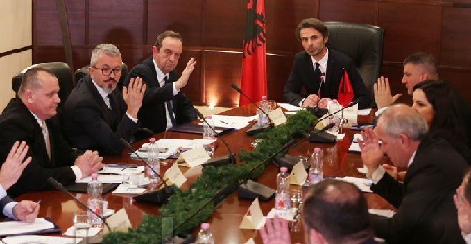 Lëvizje në prokuroritë e rretheve, zbulohen emrat që zëvendësojnë të shkarkuarit