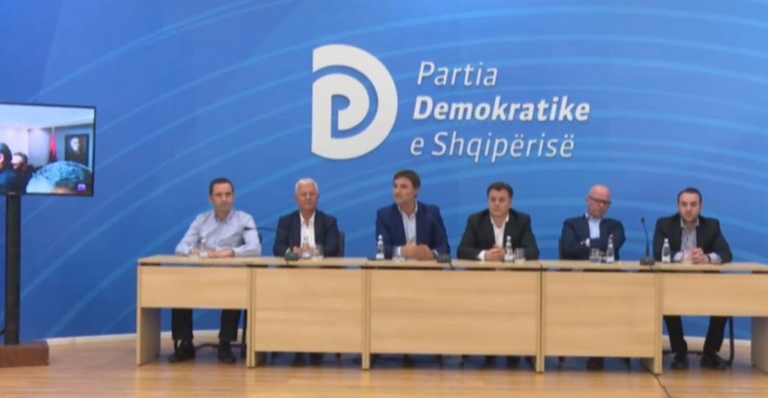 VIDEO/U proceduan për 16 shkurtin, flasin ish-deputetët e PD-së: Policët ishin të dehur