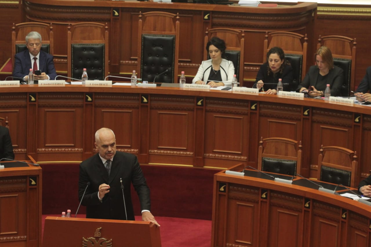 Rama replikon me Gjuzin dhe nuk kursen batutat: Po ndërpritem nga Natlmadhnia e tij…